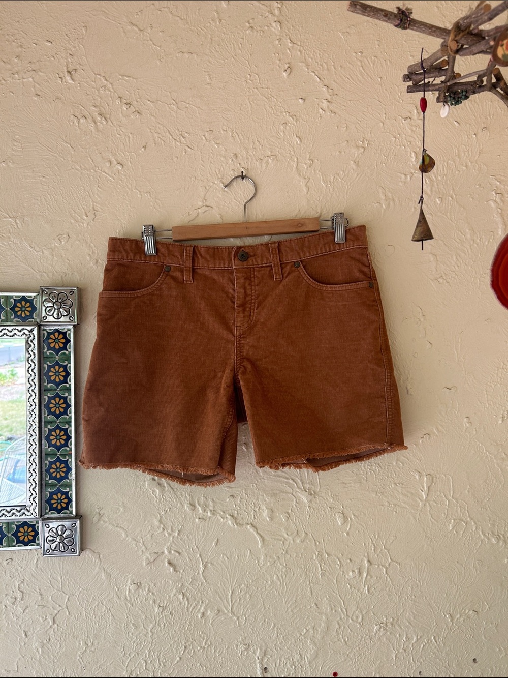 Carve Designs Corduroy Shorts 💕 size 6